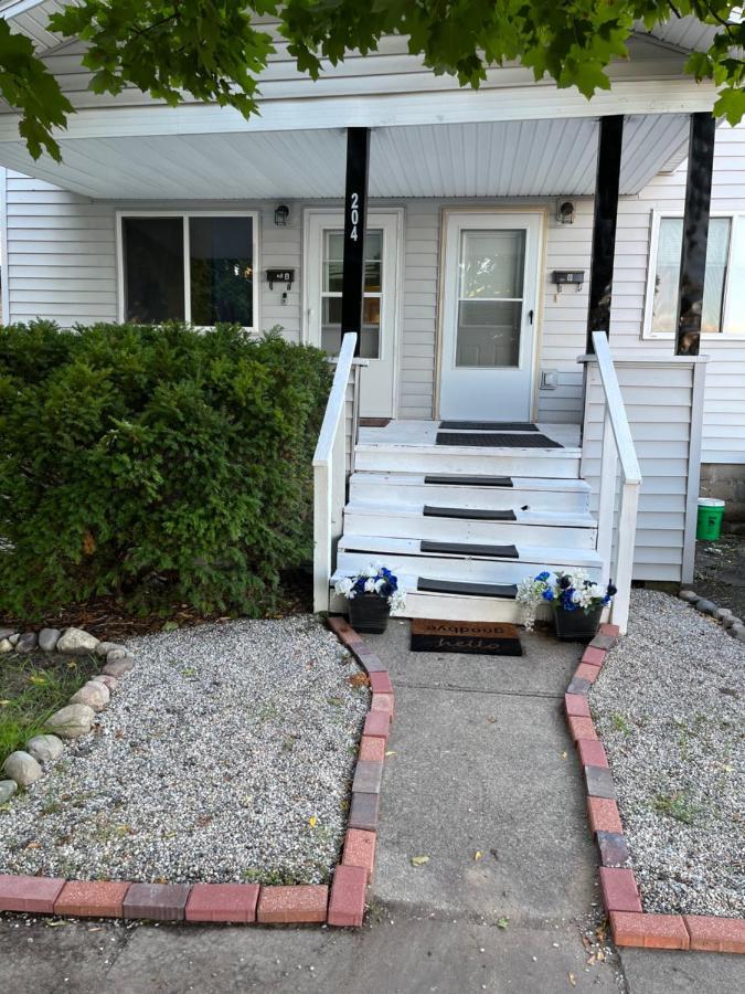 Cozy 1 Bed ~ Close To Soaring Eagle And Downtown 芒特普莱森特 外观 照片